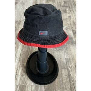 Vintage Nike Youth Swoosh Logo Bucket Hat 00's Black Red Size S